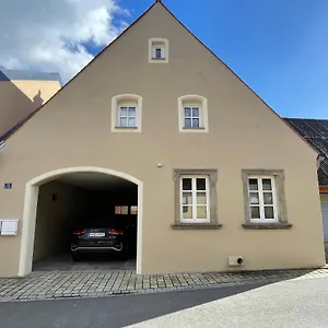https://apartment-in-zentraler-lage-mit-privatparkplatz.com-bavaria.com