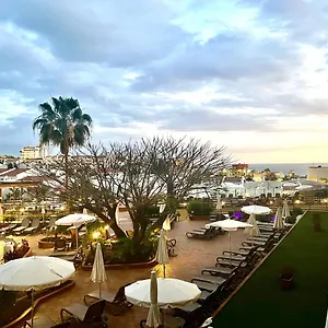 https://santa-maria-124-costa-adeje-tenerife.in-canary-islands.com